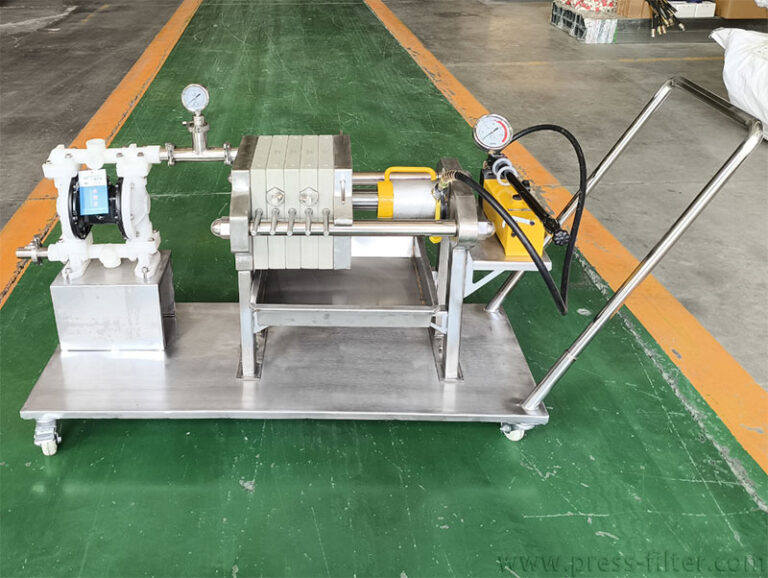 laboratory filter press